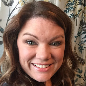 Meet your Posher, Casey